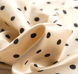 Šatová látka mikado béžová/černá