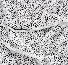 Krajka jemná kopretiny