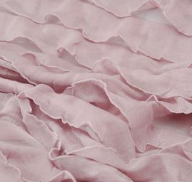 Efektní úplet s volánky