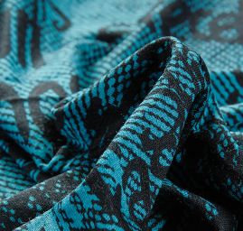 Úplet postavy/nápisy tyrkysovočerná