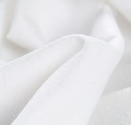 Brokát žakár jemný vzor ornament slonová kost