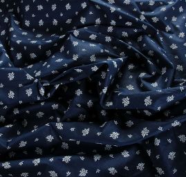 Bavlněná látka modrotisk drobný květinový vzor