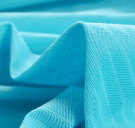 Pletenina s plastickým vzorem pruhů tyrkysová