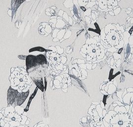 Krepdešín motiv ptáčků/květin šedostříbrný