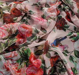Šifon plise vzor růží/ptáčků růžový