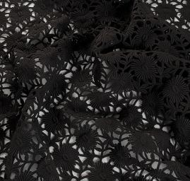 Hrubá bavlněná krajka květinový motiv černá