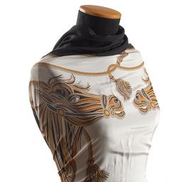 Hedvábný krepdešín kupón motiv koně hnědý