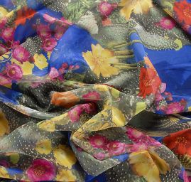 Šifon kaktusy s květy