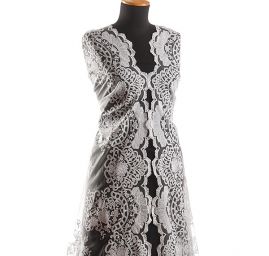 Krajka výšivka na tylu bordura bílá