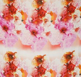 Hedvábná látka romantický vzor květin broskvová