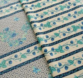 Bavlněný samet květinový motiv modrý