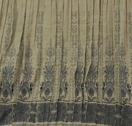 Látka kupón oboustranná výšivka tm. hnědá/béž