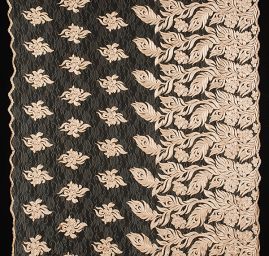 Krajka bordurová na tylu květy béžová