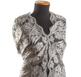 Krajka bordurová na tylu květy šedá