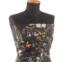 Krepsatén látka tisk luční květy černá