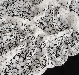 Hrubá krajka velký květ slonová kost