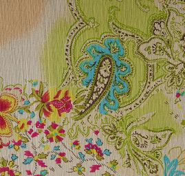 Šifon plise květinový motiv a paisley vzor