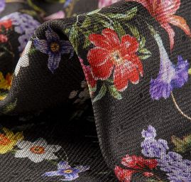 Hedvábí šatové drobné květy černé