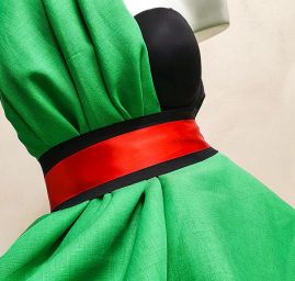 Len jemný středně silný ostře zelený