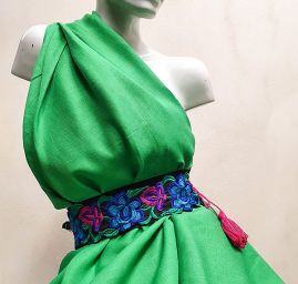 Len jemný středně silný ostře zelený