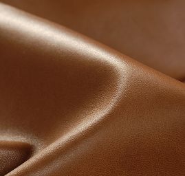 Pravá useň jehnětina hnědá