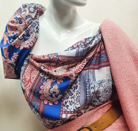 Šatová látka imitace hedvábí květy paisley vzor