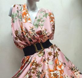 Imitace hedvábí pružný atlas květinový vzor růžová