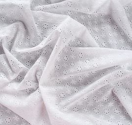 Madeira s výšivkou květin lomená bílá