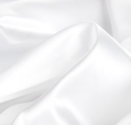 Pružný satén lomený bílý