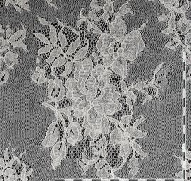 Krajka na mantilu květinová slonová kost