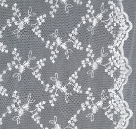 Krajka na tylu výšivka květinová bílá