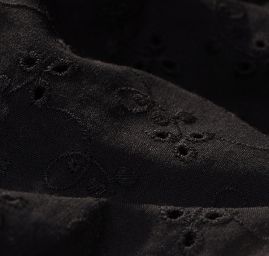 Vyšívaná látka madeira černá lístečky