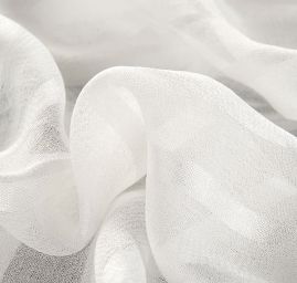 Šifon jemný s atlasovým proužkem lomená bílá