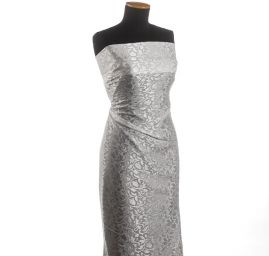 Šifon jemný květinový vzor slonová kost