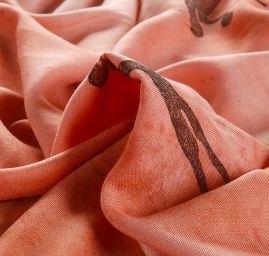 Viskozová látka batika růžová