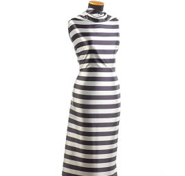 Atlas vzor proužek fialová/bílá