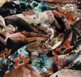 Žoržet vzor květin/fantazie hnědá