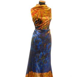 Atlas motiv fragmenty květin a listů fialová/khaki