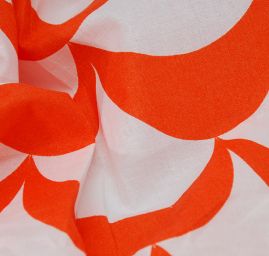Bavlněná látka tisk vlnky oranžovobílá