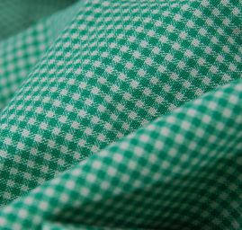 Bavlněná látka oboustranná kostka zelenobílá