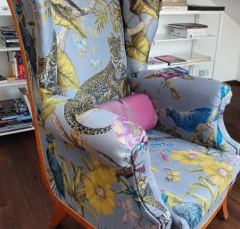 Žakárová látka gepard,opice, papoušek šedá