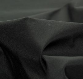 Taft hladký jemný černý