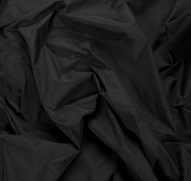 Taft hladký jemný černý