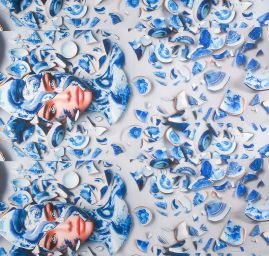 Imitace hedvábí pružný atlas Dáma v prcelánu