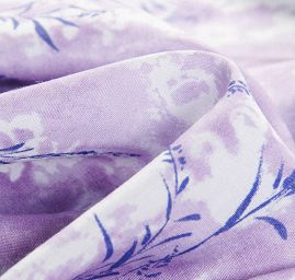 Viskózová látka květinový vzor levandule