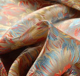 Brokát romantický květinový motiv béžovozlatý