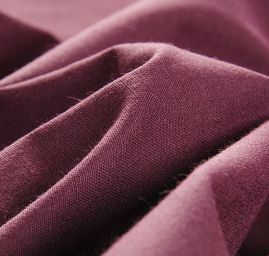 Pružná látka bavlna směs matná tm. vínová