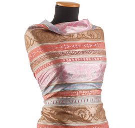 Taft s plastickou žakárovou výšivkou