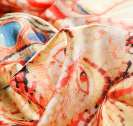 Satén pružný mozaika vzor madony