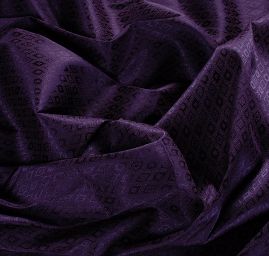 Brokát geometrický vzor tm. fialový